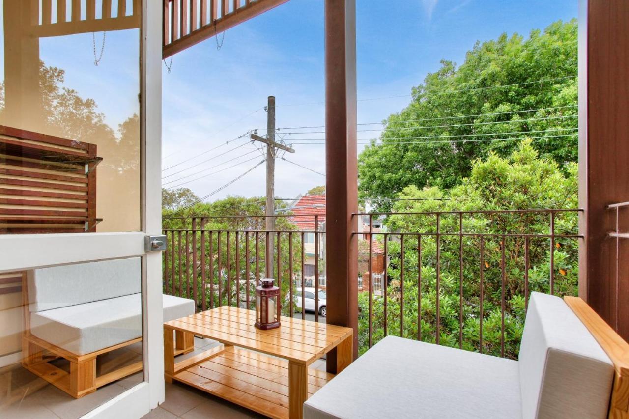 2 Bedroom Apartment Newtown Near To Shops 2 Sydney Exterior photo