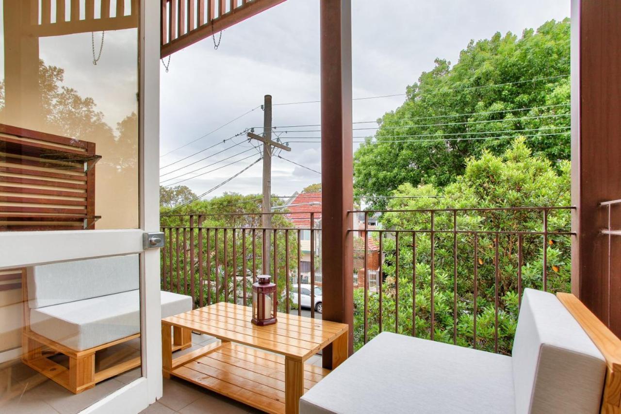 2 Bedroom Apartment Newtown Near To Shops 2 Sydney Exterior photo